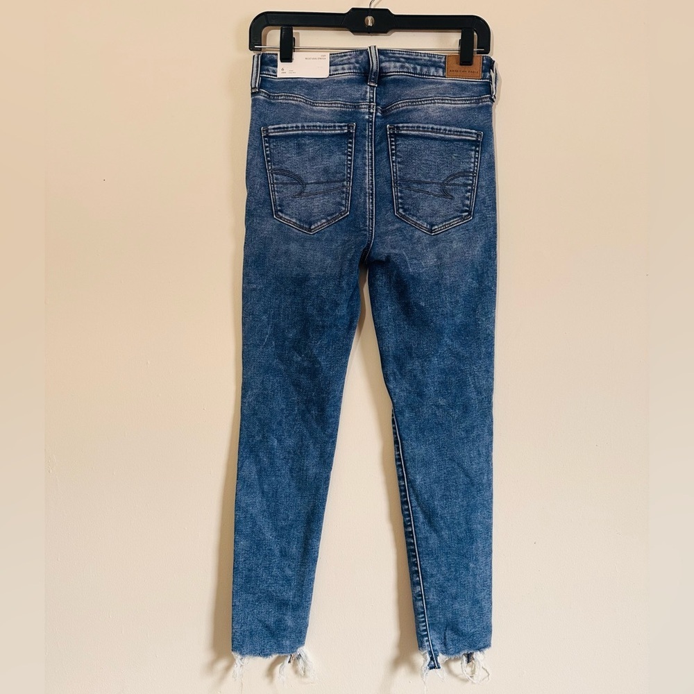 American Eagle Hi rise Jeggings next level stretch frayed hem size 6 Short NWT - Picture 2 of 6